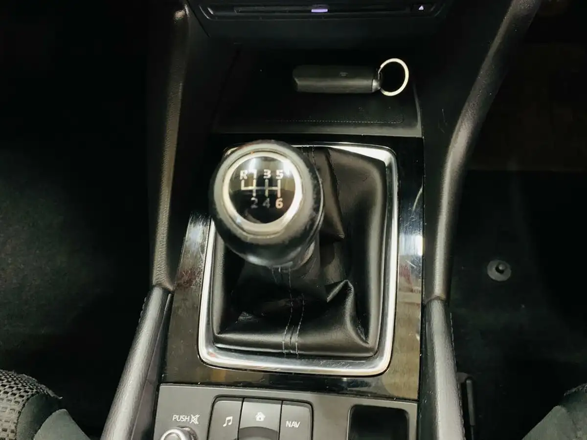 2017-mazda-mazda3-15td-se-l-nav-hatchback-5d-big-28