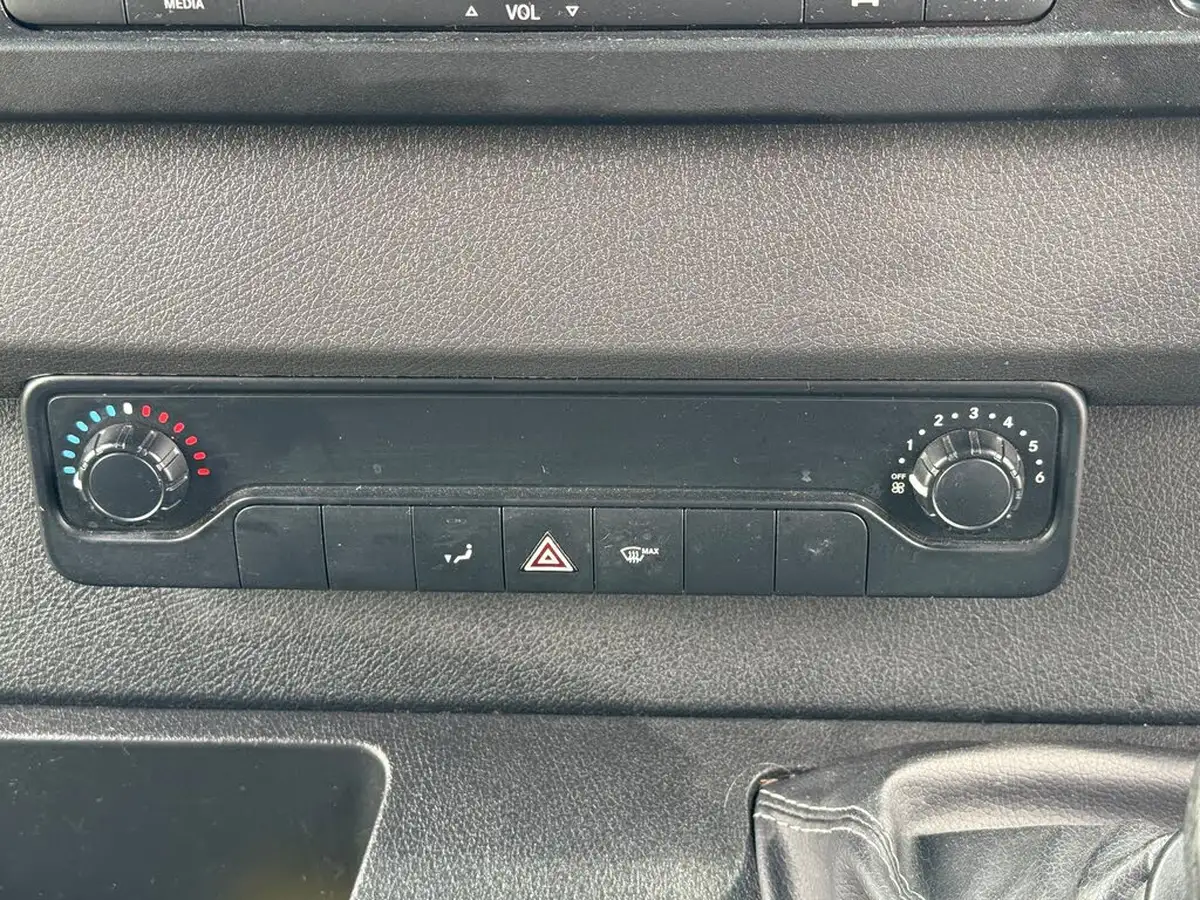 2021-mercedes-benz-sprinter-20cdi-315-l1h1-progressive-150pseu6dt-panel-rwd-eco-gear-360-big-23