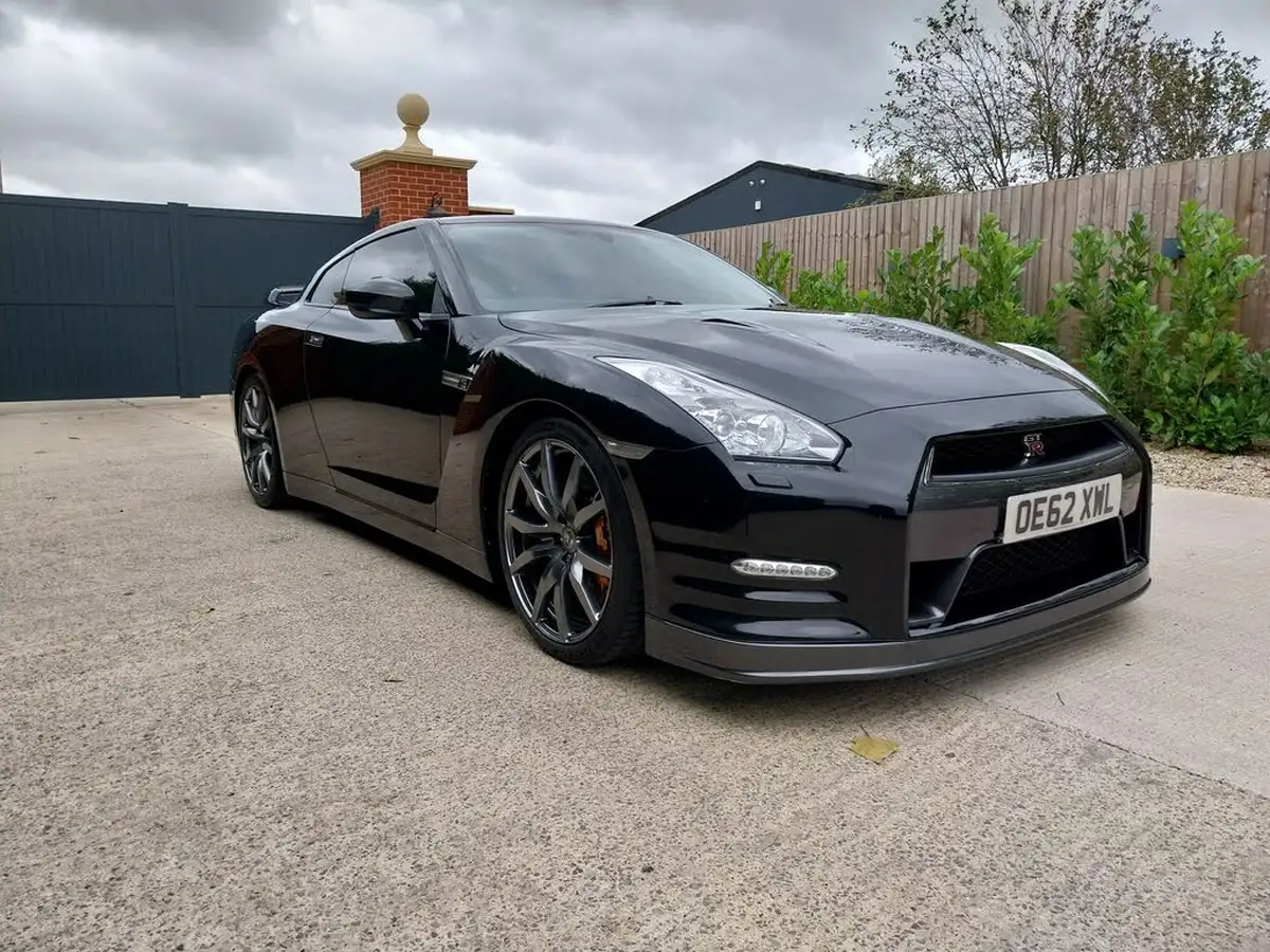 2012-nissan-gt-r-38-550ps-track-pack-auto-big-9