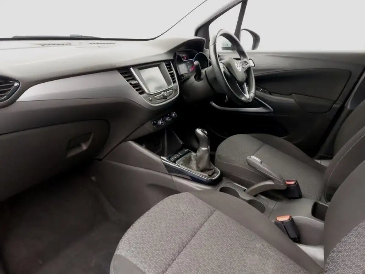 2019-vauxhall-crossland-x-12-se-83ps-big-4