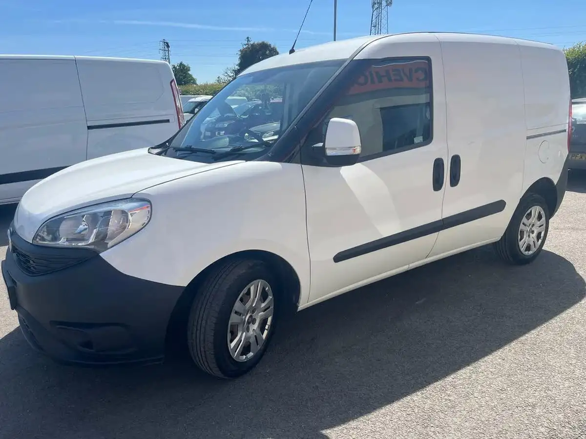 2017-fiat-doblo-cargo-13td-l1h1-sx-big-6