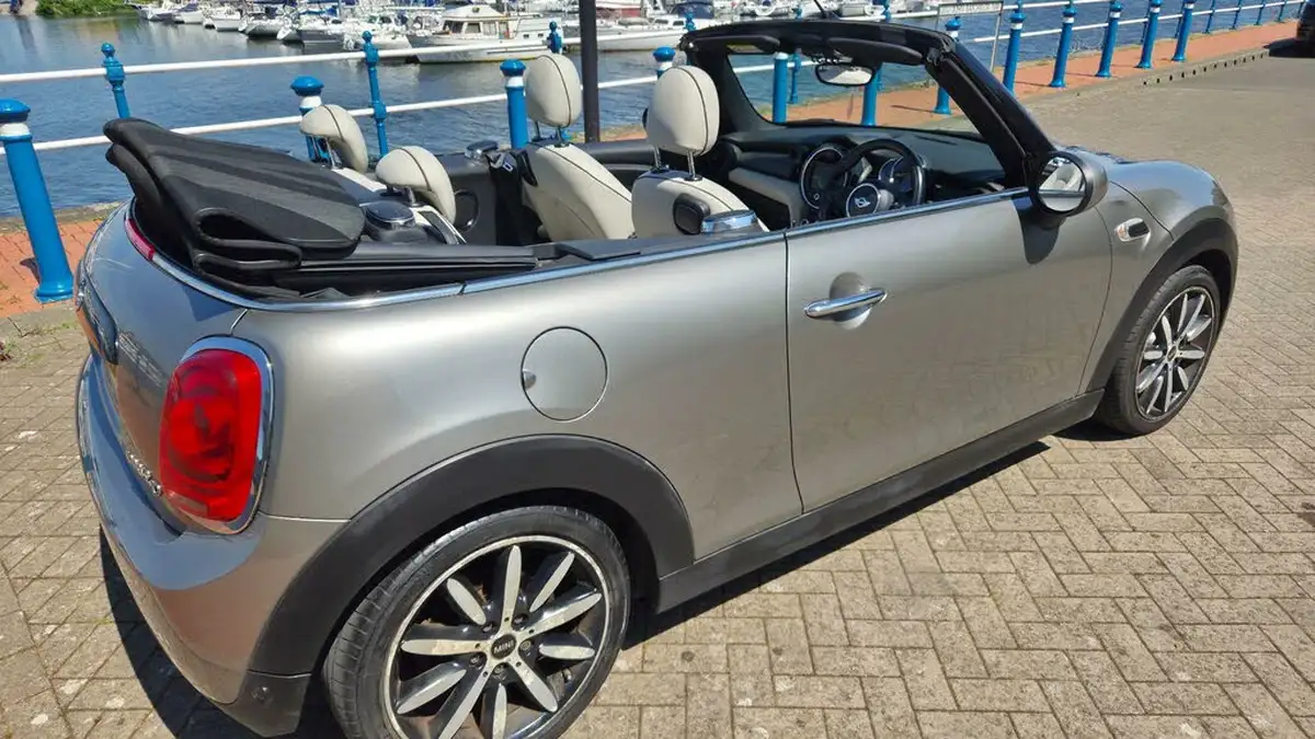 2016-mini-cooper-15td-cooper-d-ss-convertible-2d-big-4