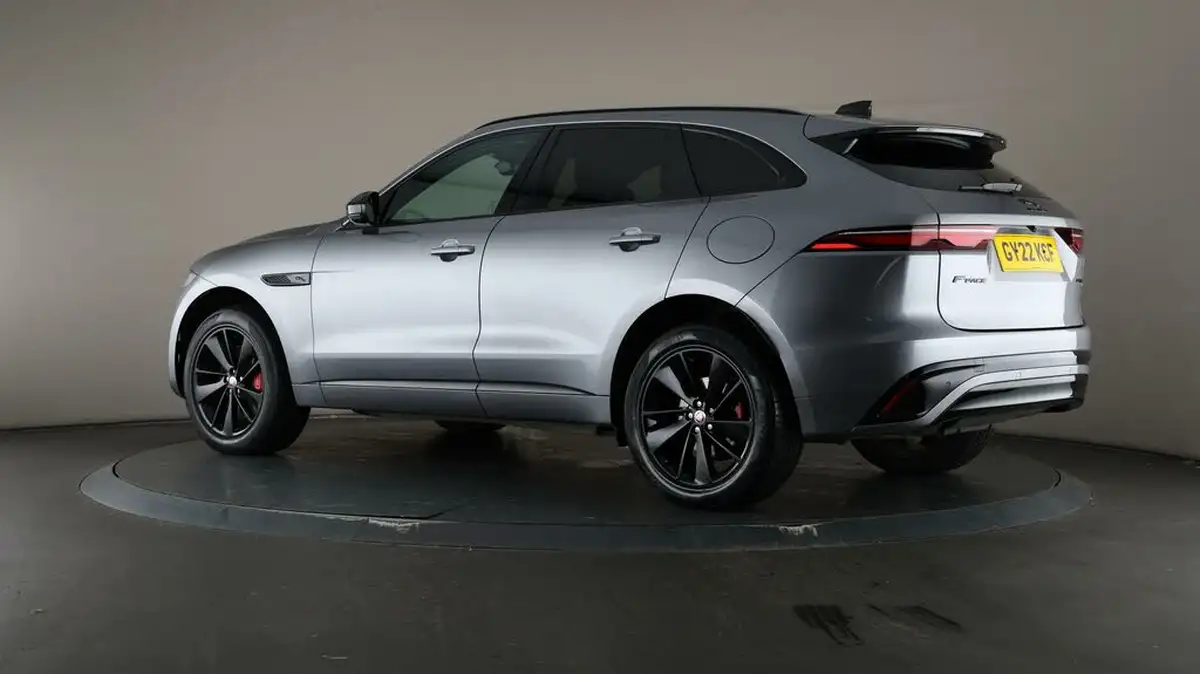 2022-jaguar-f-pace-20-p250-r-dynamic-black-big-75