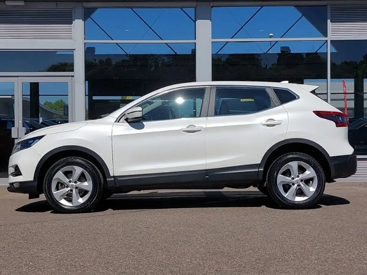 2019-nissan-qashqai-15dci-acenta-premium-heat-pack-big-3
