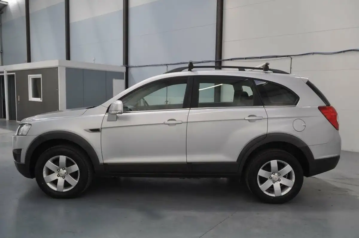 2012-chevrolet-captiva-22td-lt-22vcdi-7st-big-7