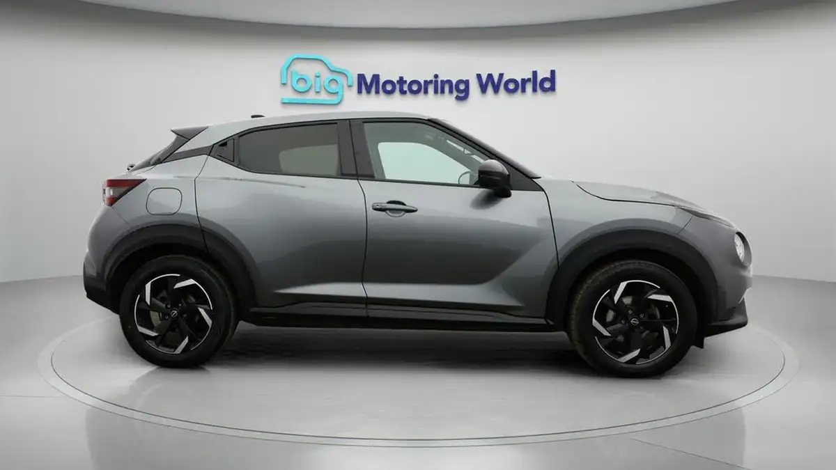 2023-nissan-juke-10-dig-t-n-connecta-big-7