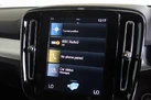 2021-volvo-xc40-15-t3-momentum-161bhp-small-19