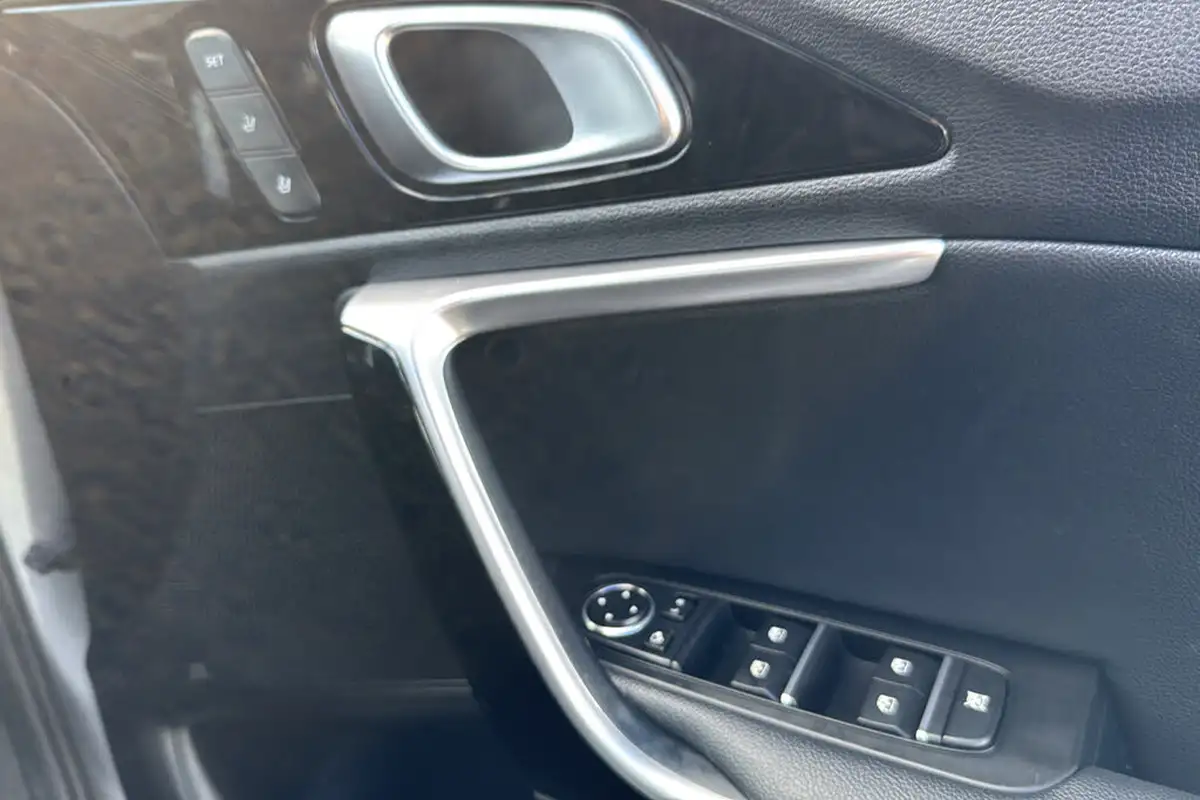 2022-kia-xceed-15-t-gdi-4-big-36