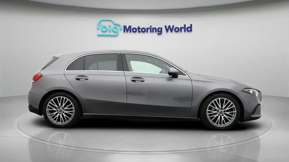 2021-mercedes-benz-a-class-13-a180-sport-executive-edition-hatchback-5d-7g-dct-big-7