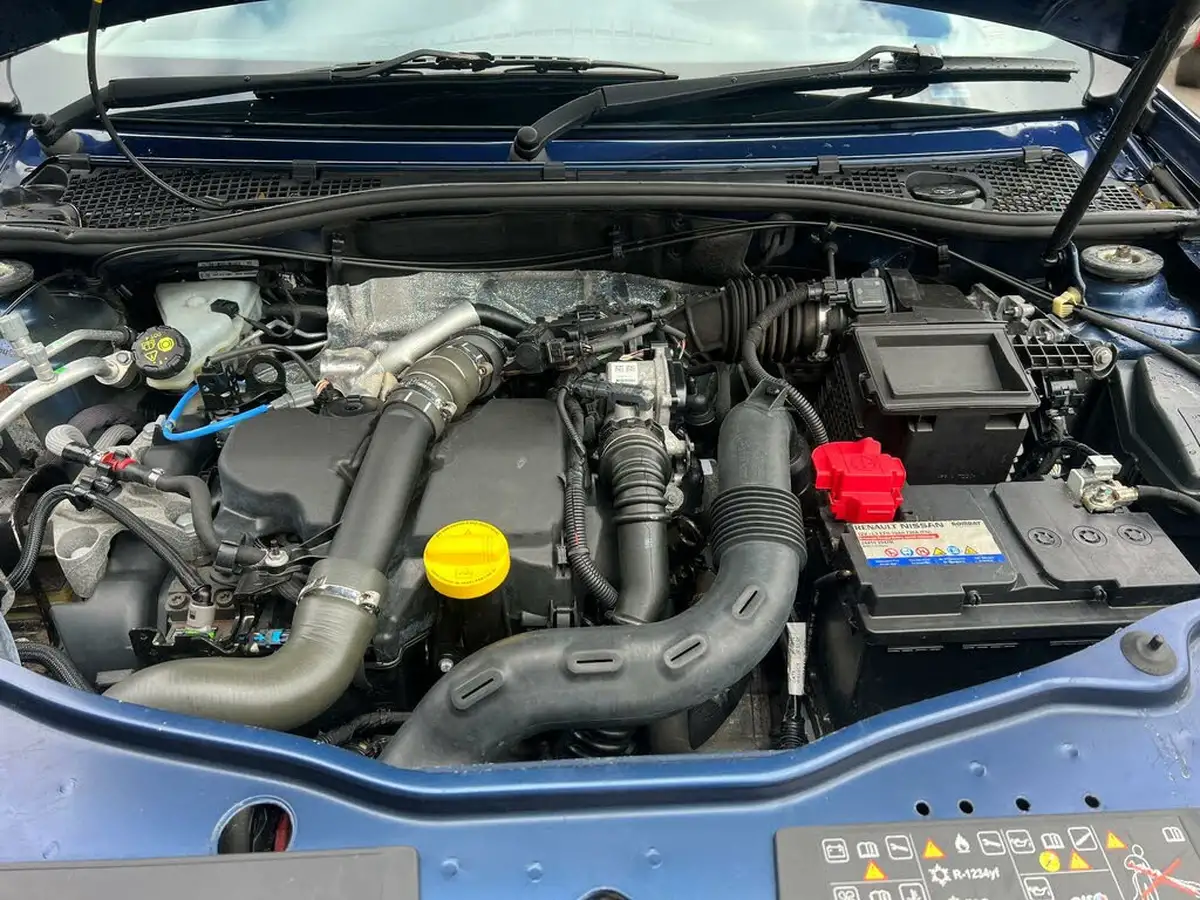 2017-dacia-duster-15dci-laureate-110bhp-ss-station-wagon-5d-big-27