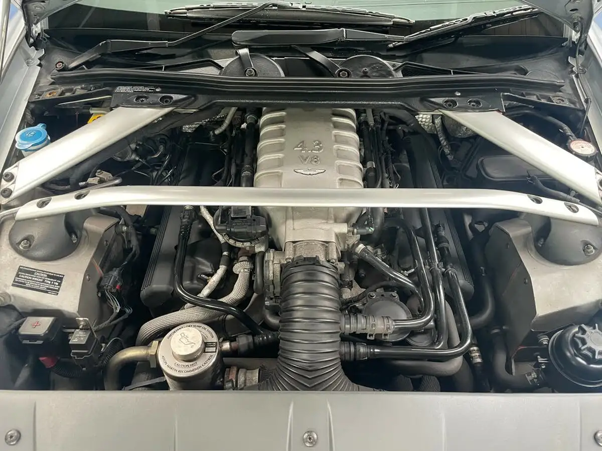 2007-aston-martin-vantage-43-convertible-sportshift-big-28