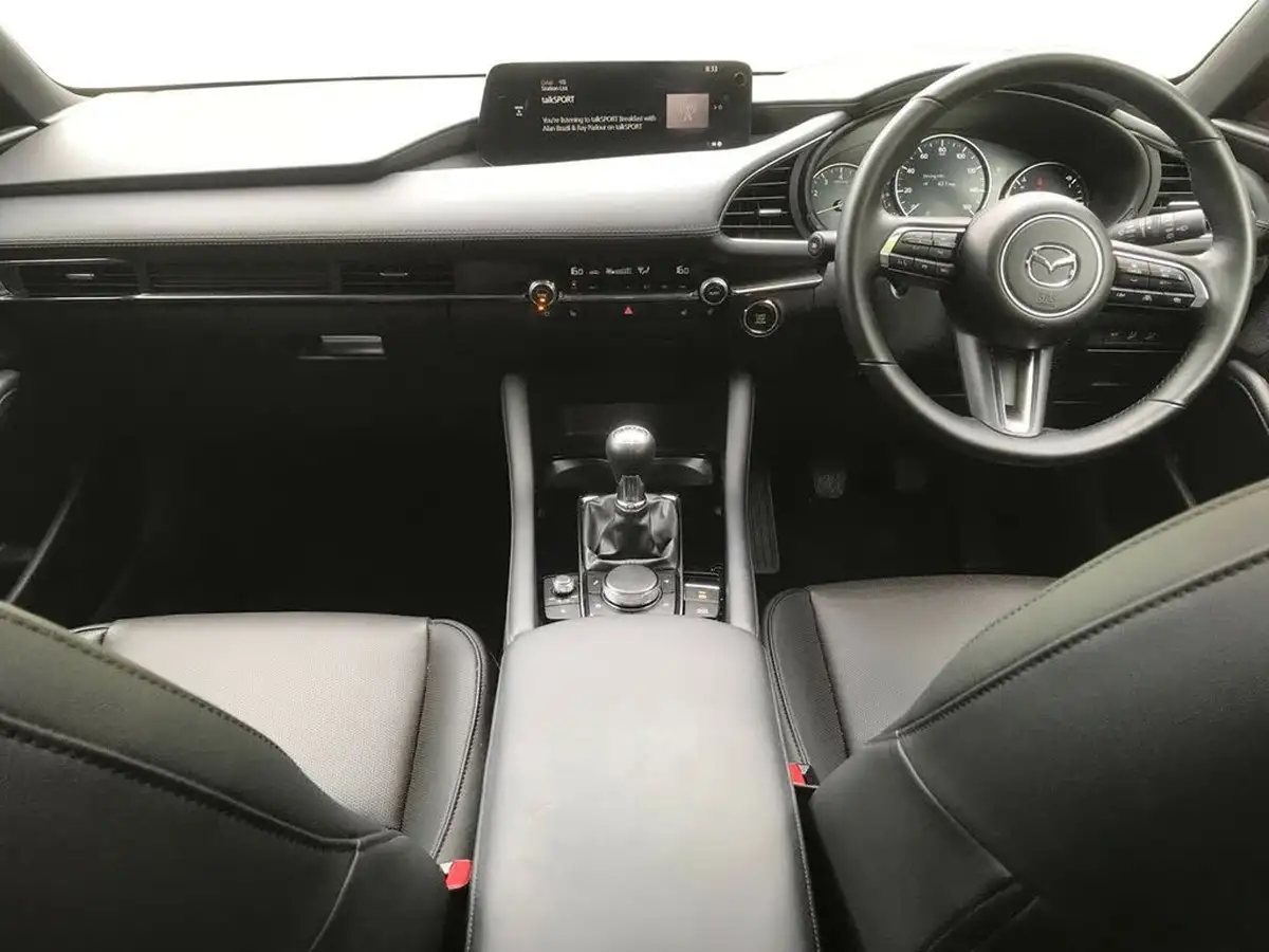 2025-mazda-mazda3-20-e-skyactiv-x-takumi-big-12