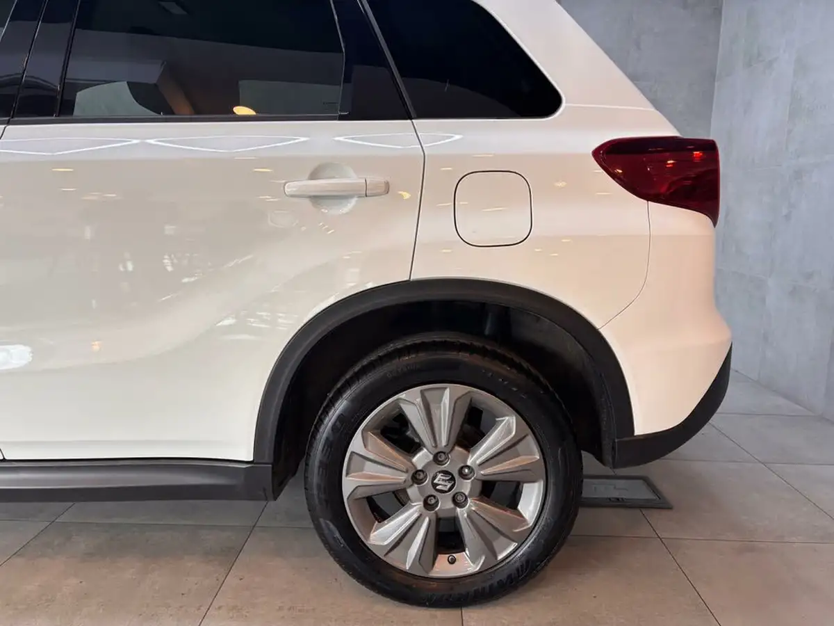 2018-suzuki-vitara-10-boosterjet-sz-t-big-30