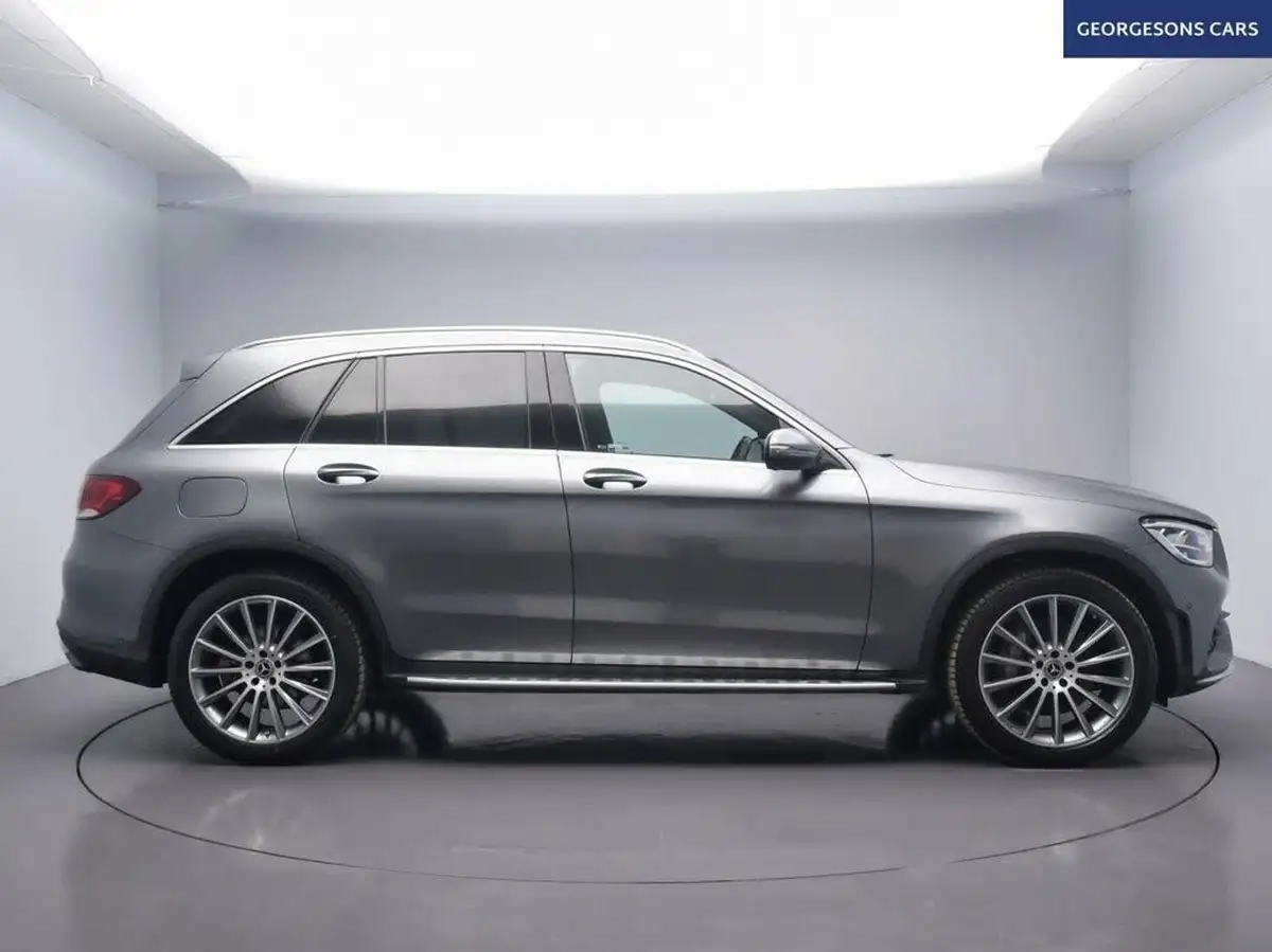 2022-mercedes-benz-glc-class-20-glc300-amg-line-premium-towing-station-wagon-5d-1991cc-big-6