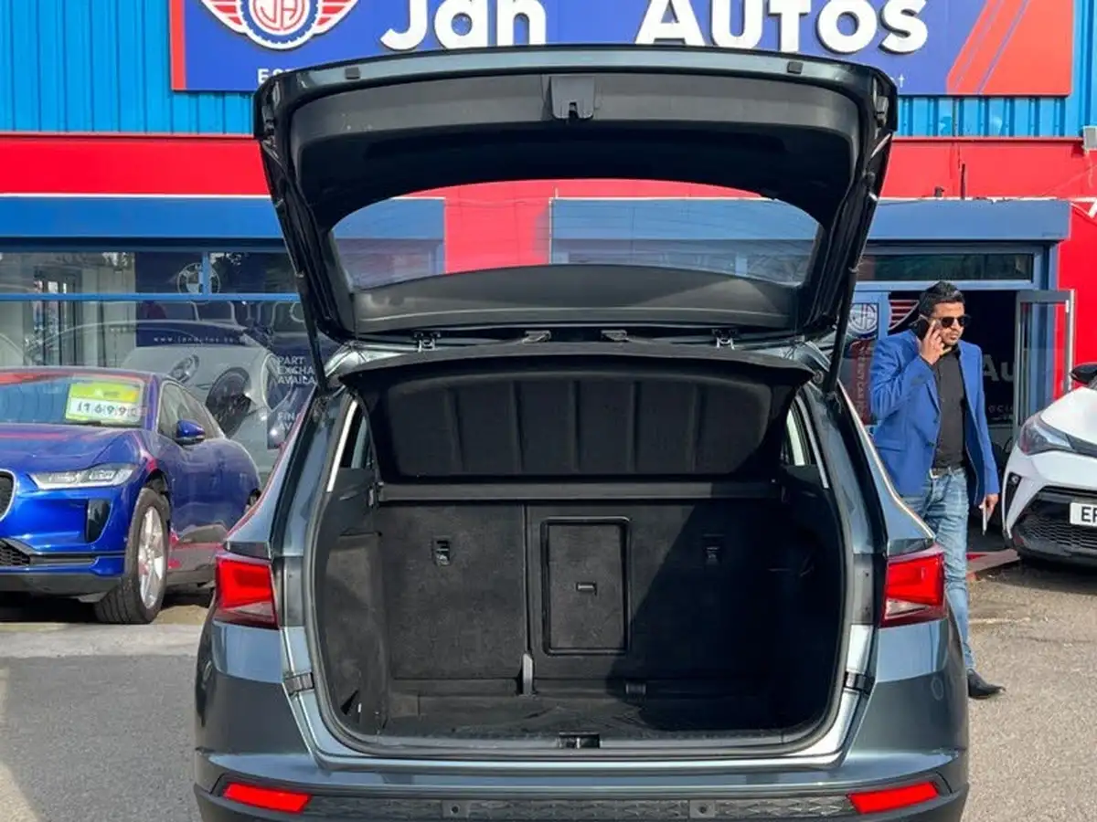 2019-seat-ateca-16tdi-se-technology-ss-dsg-big-23