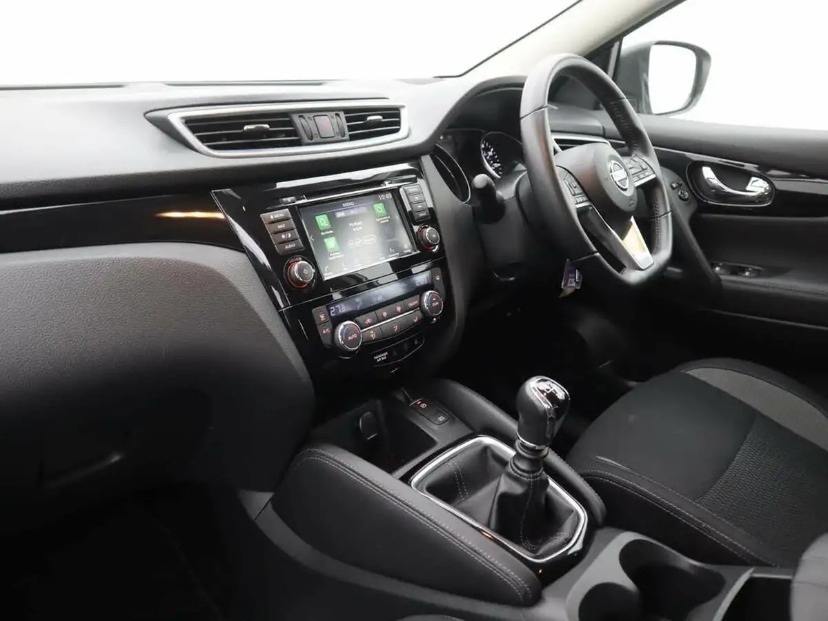 2020-nissan-qashqai-13-dig-t-acenta-premium-160ps-big-12