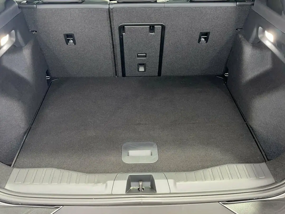 2024-ford-explorer-e-premium-286ps-77kwh-big-20