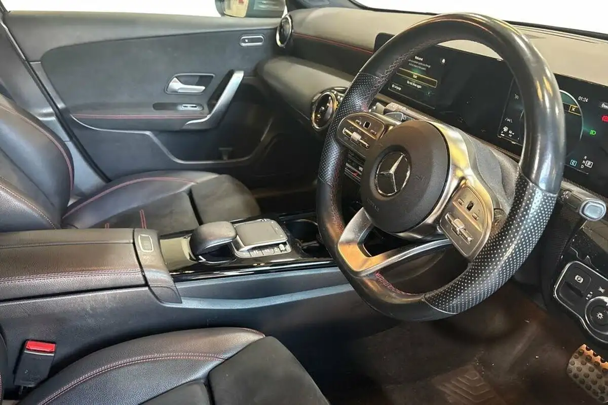2020-mercedes-benz-a-class-15d-a180d-amg-line-hatchback-5d-7g-dct-big-8