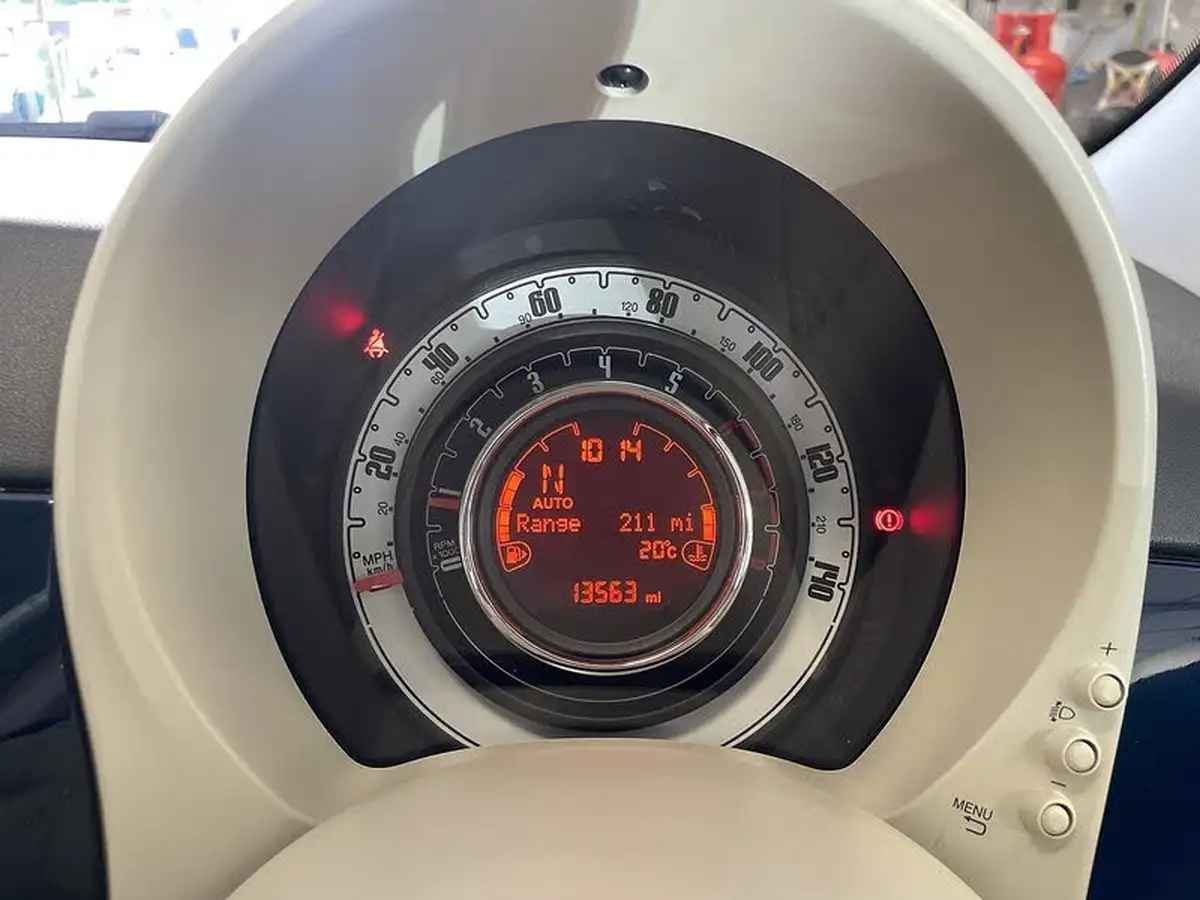 2016-fiat-500-12-lounge-dualogic-big-14