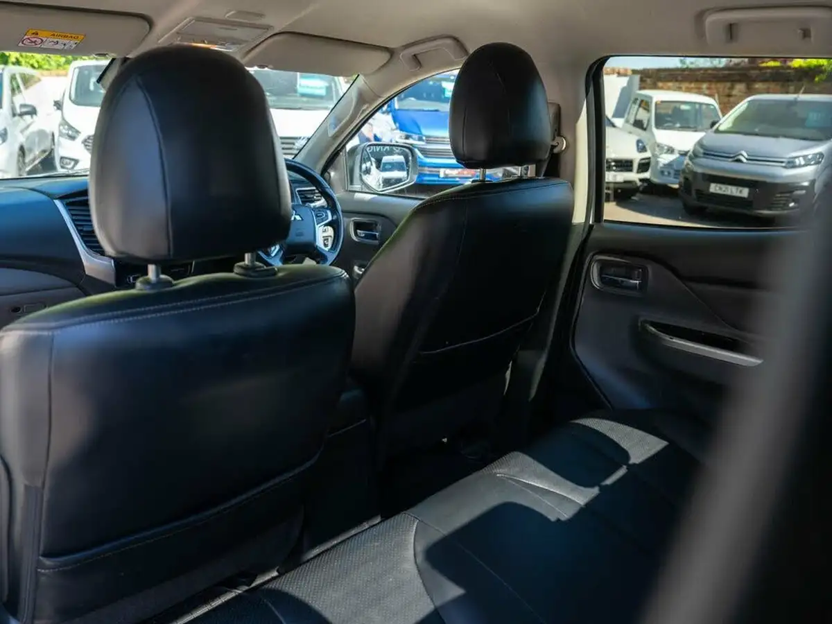 2019-mitsubishi-l200-24di-d-challenger-auto-big-17