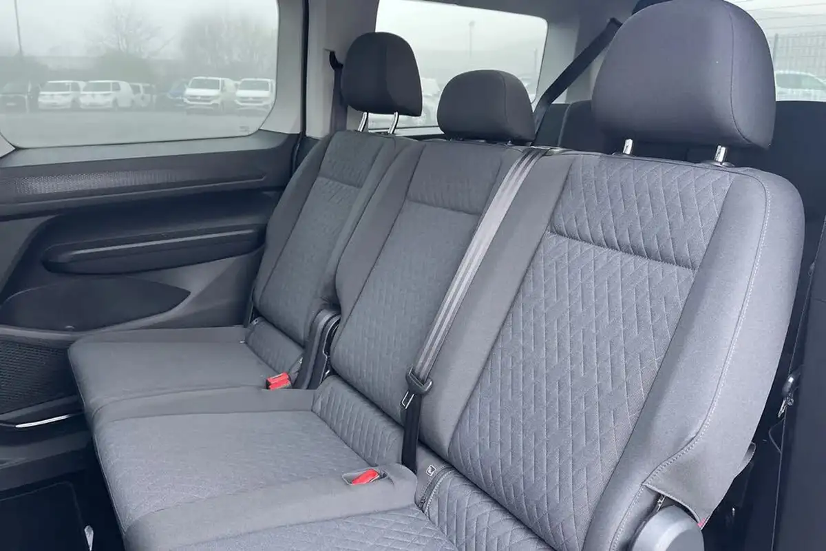 2025-volkswagen-caddy-20tdi-maxi-life-122ps-dsg-big-28