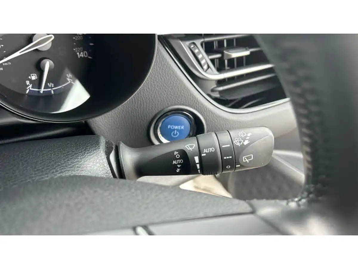 2020-toyota-c-hr-18-vvt-i-design-big-22