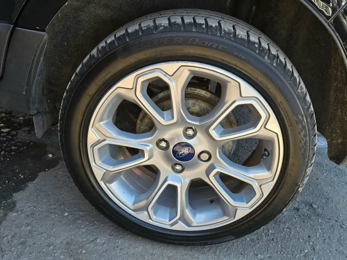 2018-ford-ecosport-10t-titanium-100ps-ss-big-13