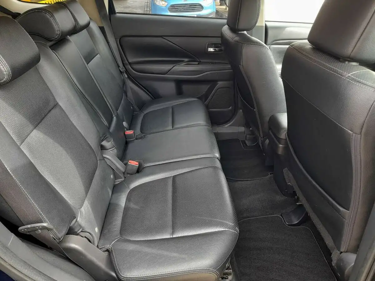 2015-mitsubishi-outlander-22di-d-gx4-auto-big-24