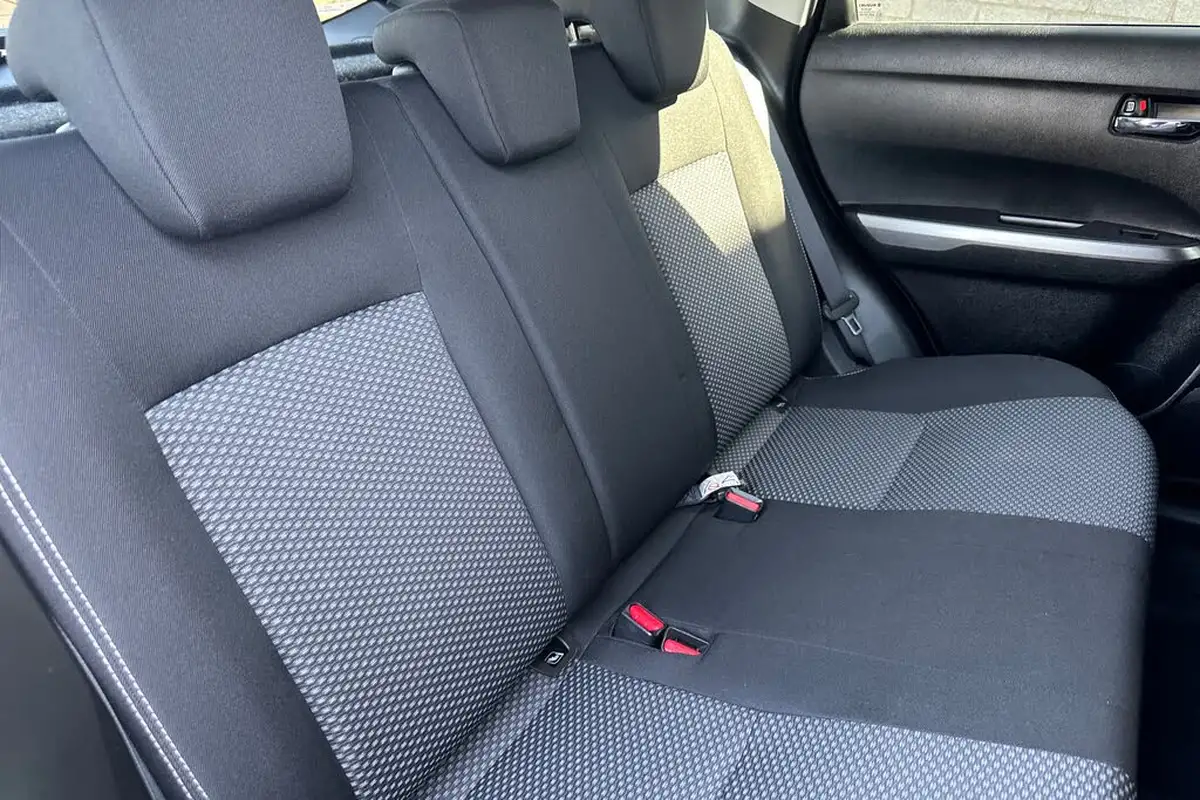 2019-suzuki-vitara-10-boosterjet-sz-t-big-26