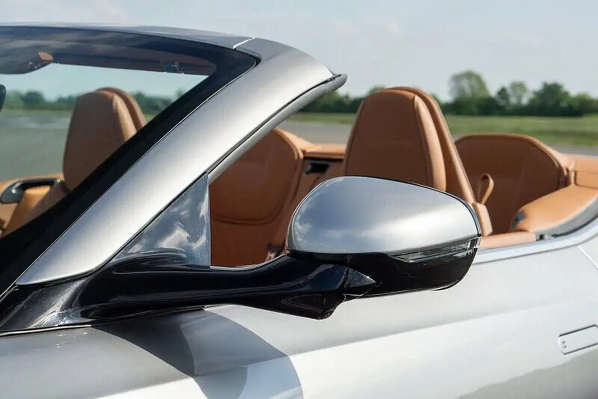 2024-aston-martin-db12-40-v8-auto-euro-6-ss-2dr-big-8
