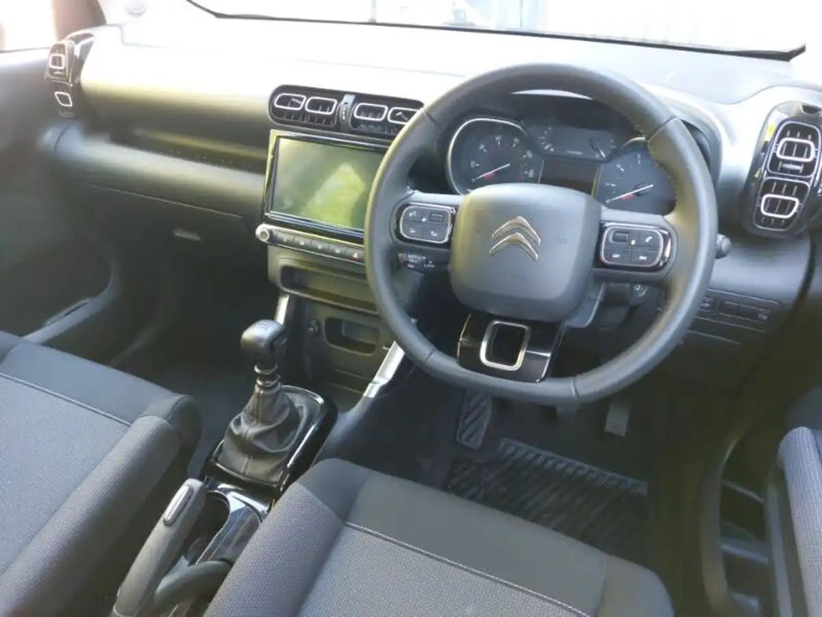 2023-citroen-c3-aircross-12-puretech-shine-110ps-big-9