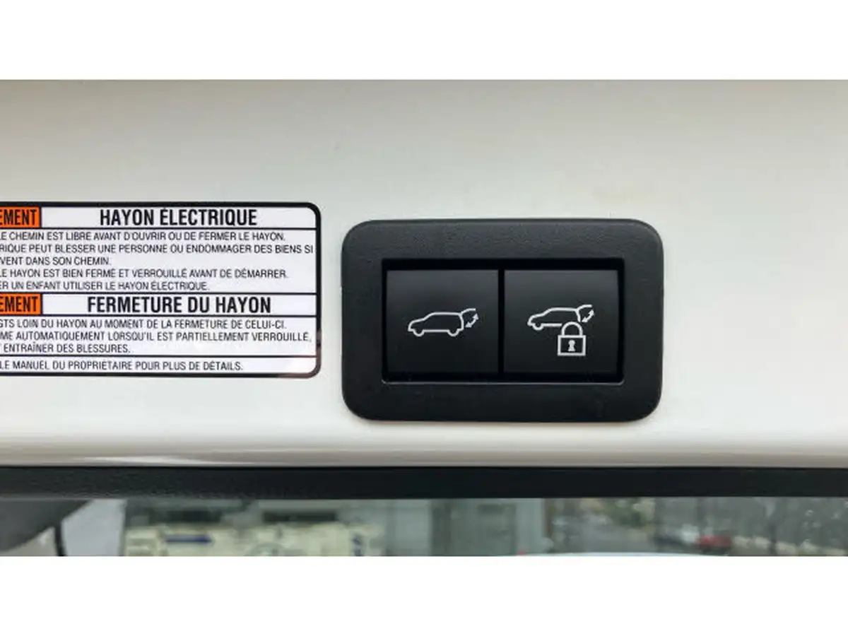 2024-toyota-yaris-cross-15-vvt-i-excel-awd-i-big-32