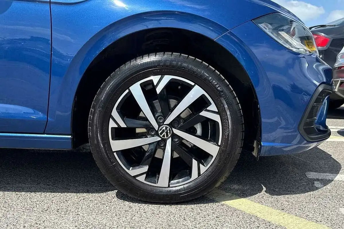 2024-volkswagen-polo-10-tsi-match-dsg-big-4