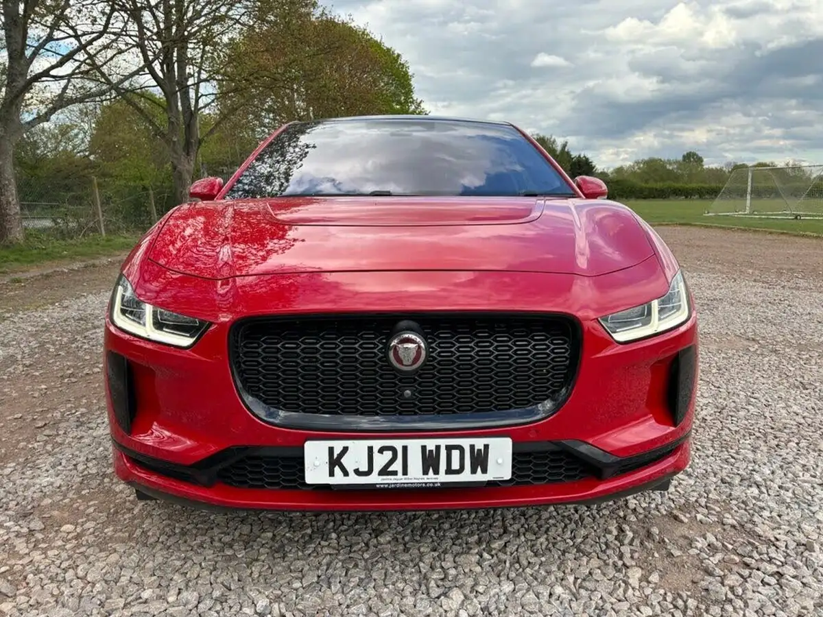 2021-jaguar-i-pace-ev400-se-big-23