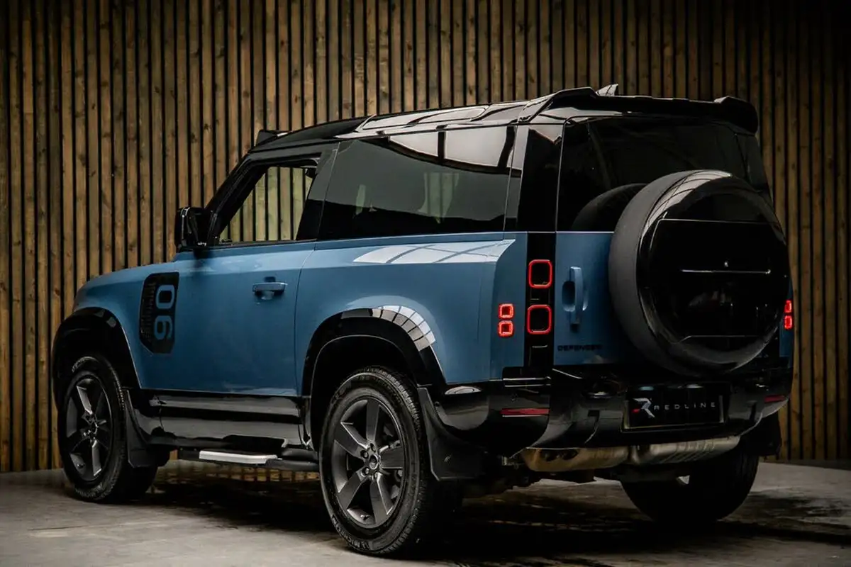 2023-land-rover-90-defender-30-d250-x-dynamic-hse-big-2