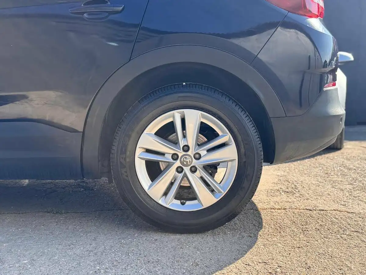 2019-vauxhall-grandland-x-12-se-ss-big-38