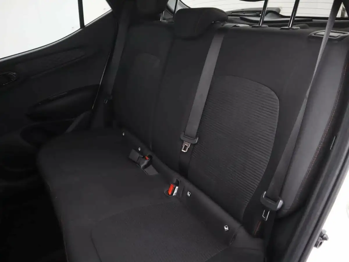 2022-hyundai-i10-10-t-gdi-n-line-big-14