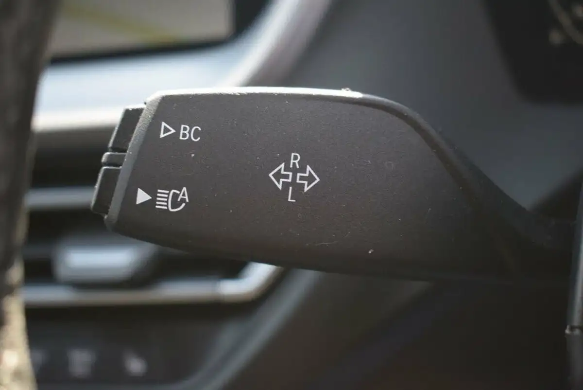 2023-bmw-1-series-15-118i-m-sport-lcp-dct-big-37