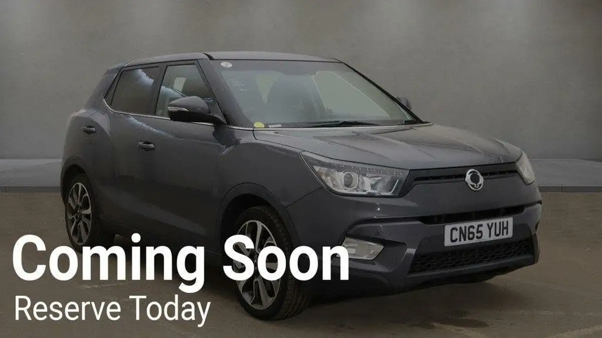 2015-kgm-ssangyong-tivoli-16-elx-big-8