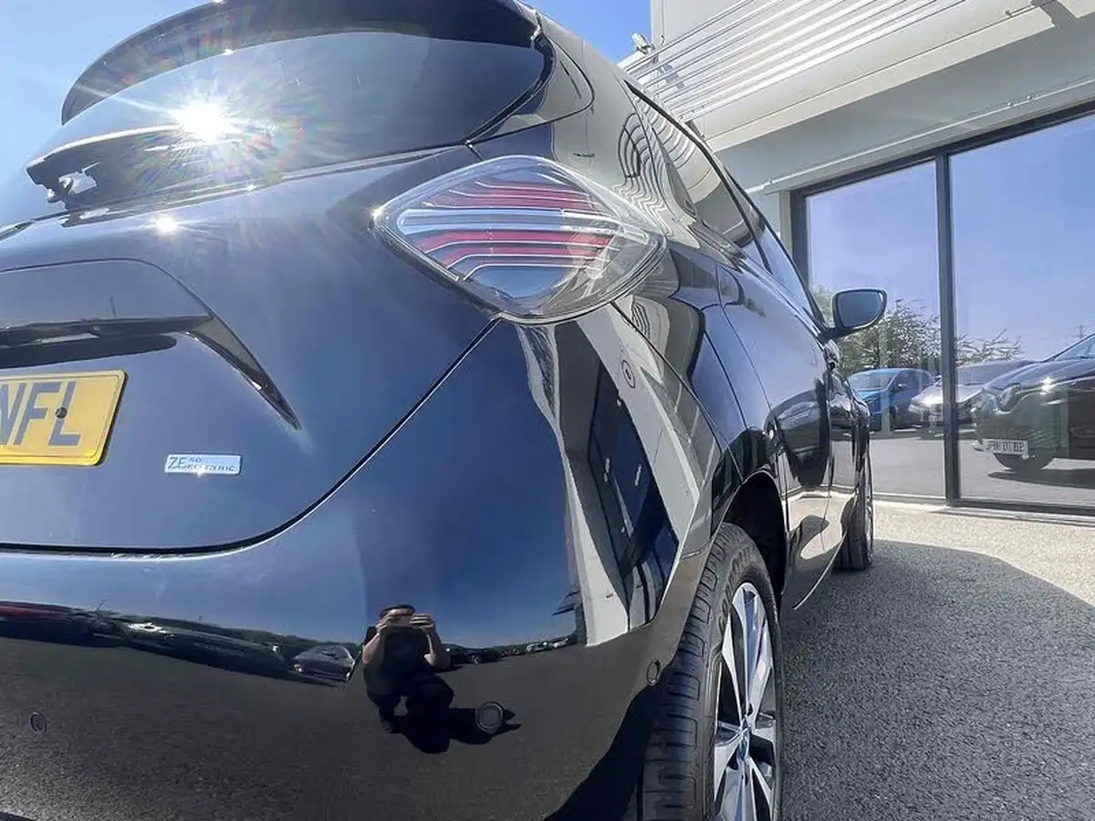2020-renault-zoe-e-i-gt-line-big-31
