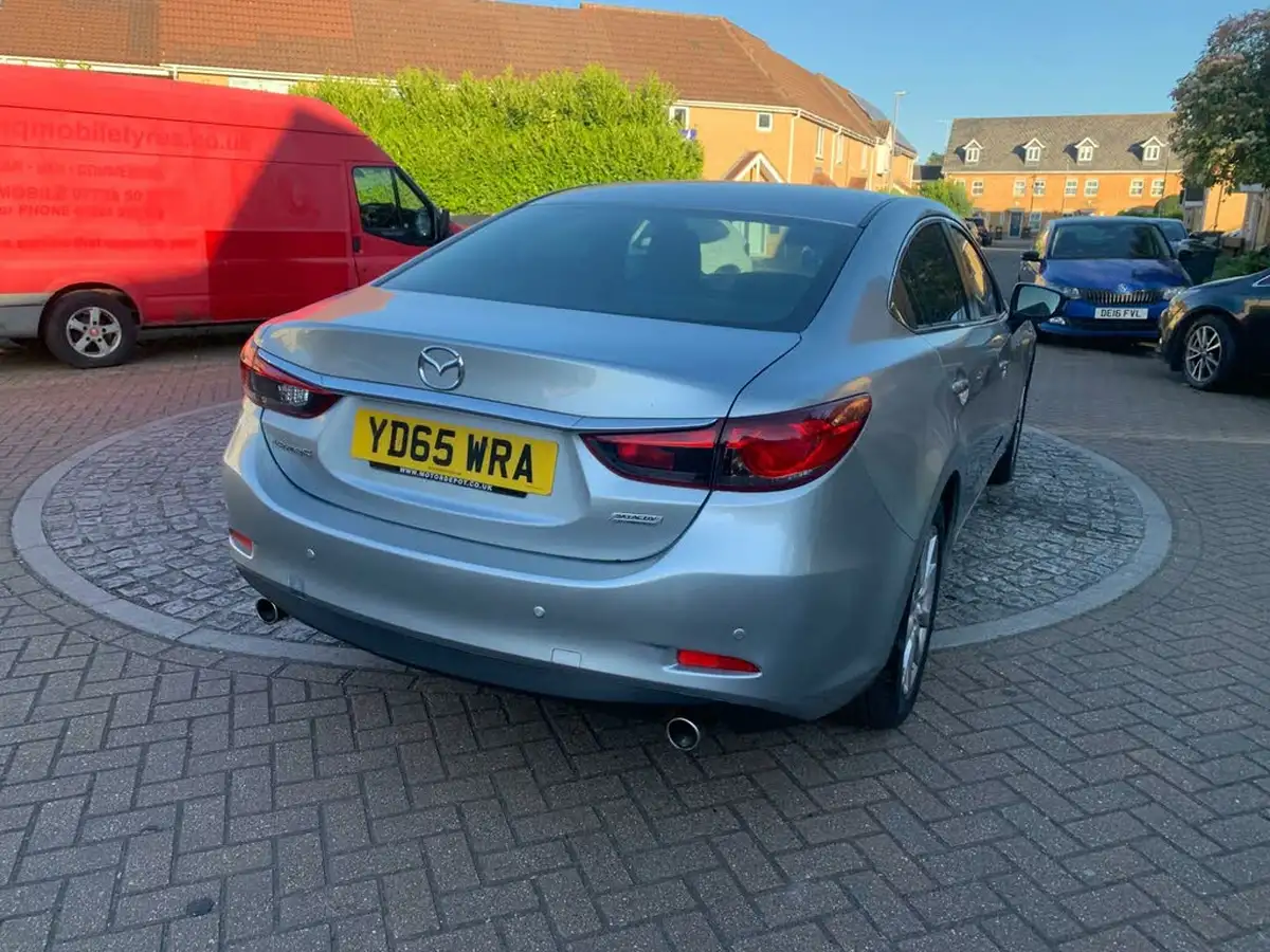 2015-mazda-mazda6-22td-se-l-nav-saloon-4d-big-35
