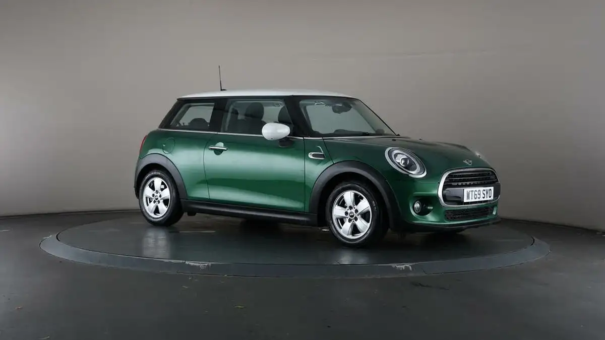2019-mini-cooper-15-cooper-classic-hatchback-3d-big-46