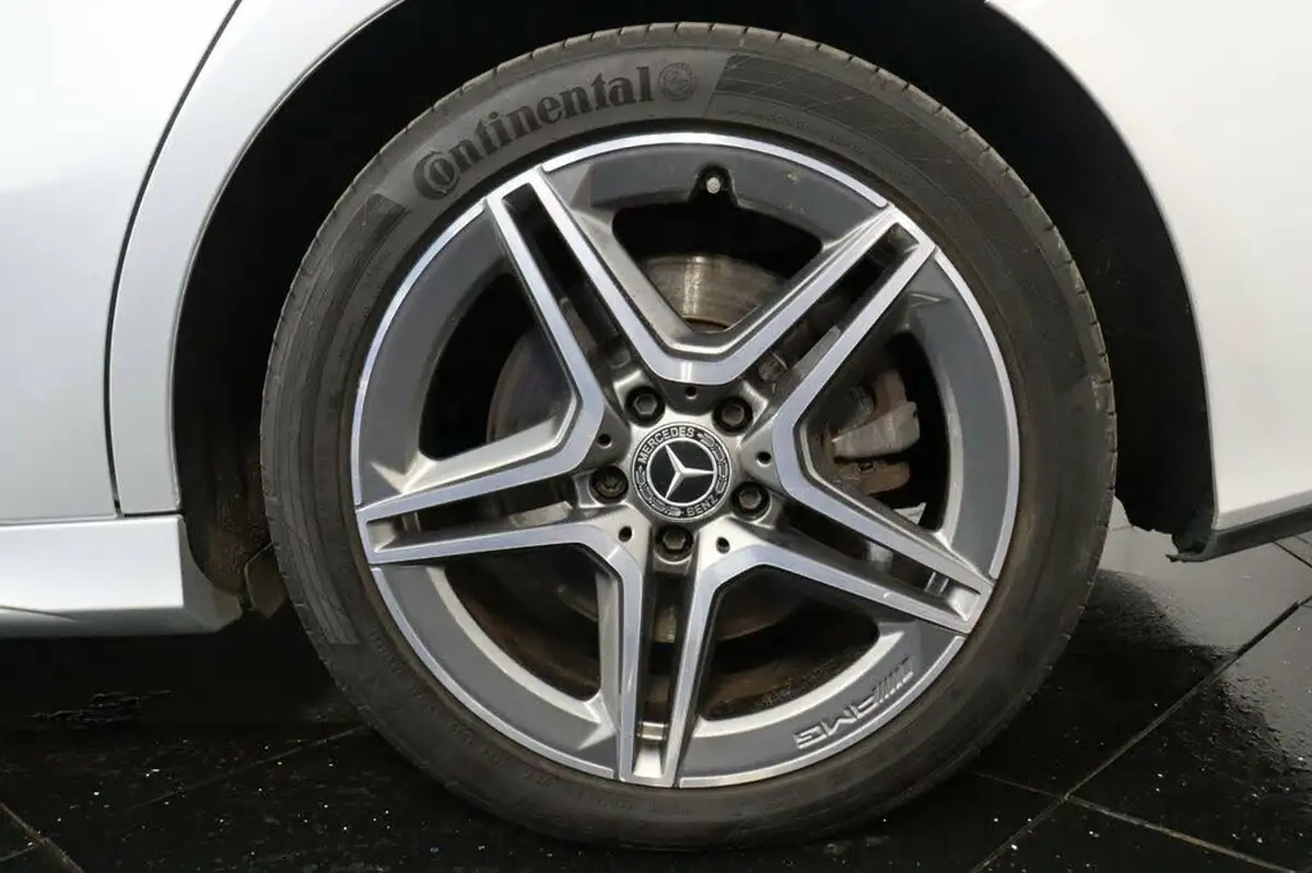 2020-mercedes-benz-a-class-13-a250e-amg-line-saloon-4d-big-36