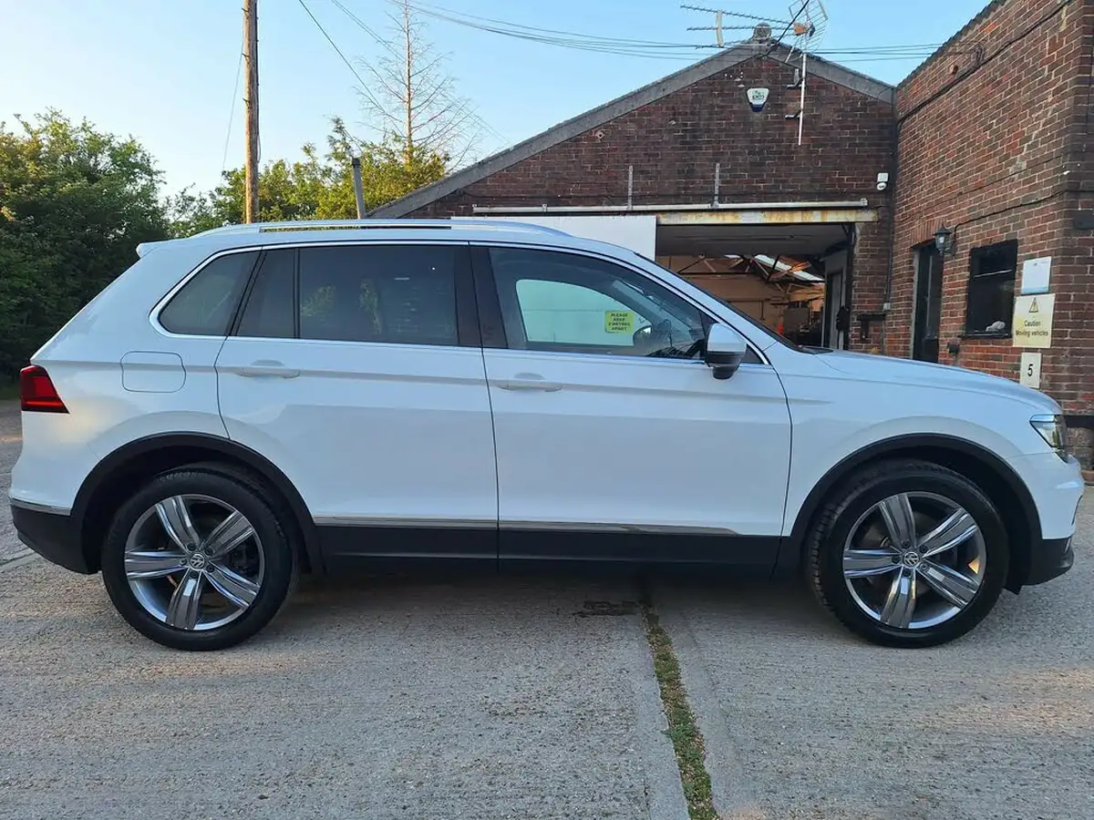 2016-volkswagen-tiguan-20-tsi-sel-dsg-big-4