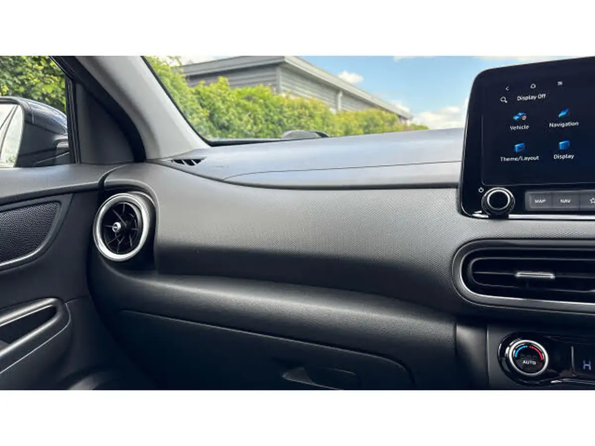 2021-hyundai-kona-10-t-gdi-premium-48-volt-mhev-big-61