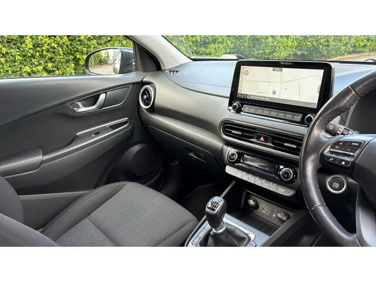 2021-hyundai-kona-10-t-gdi-premium-48-volt-mhev-big-13