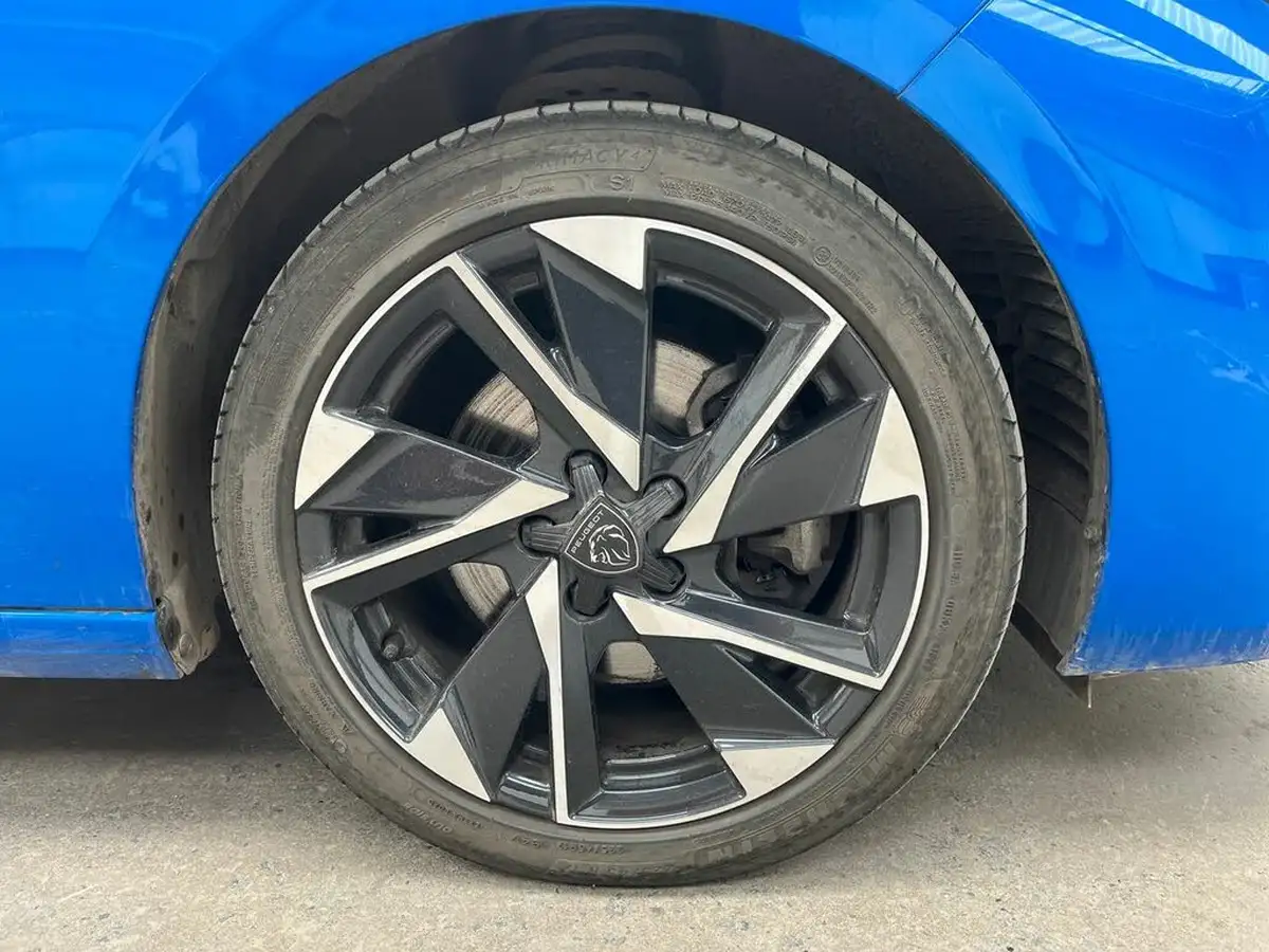 2022-peugeot-308-15-bluehdi-allure-premium-eat8-big-17