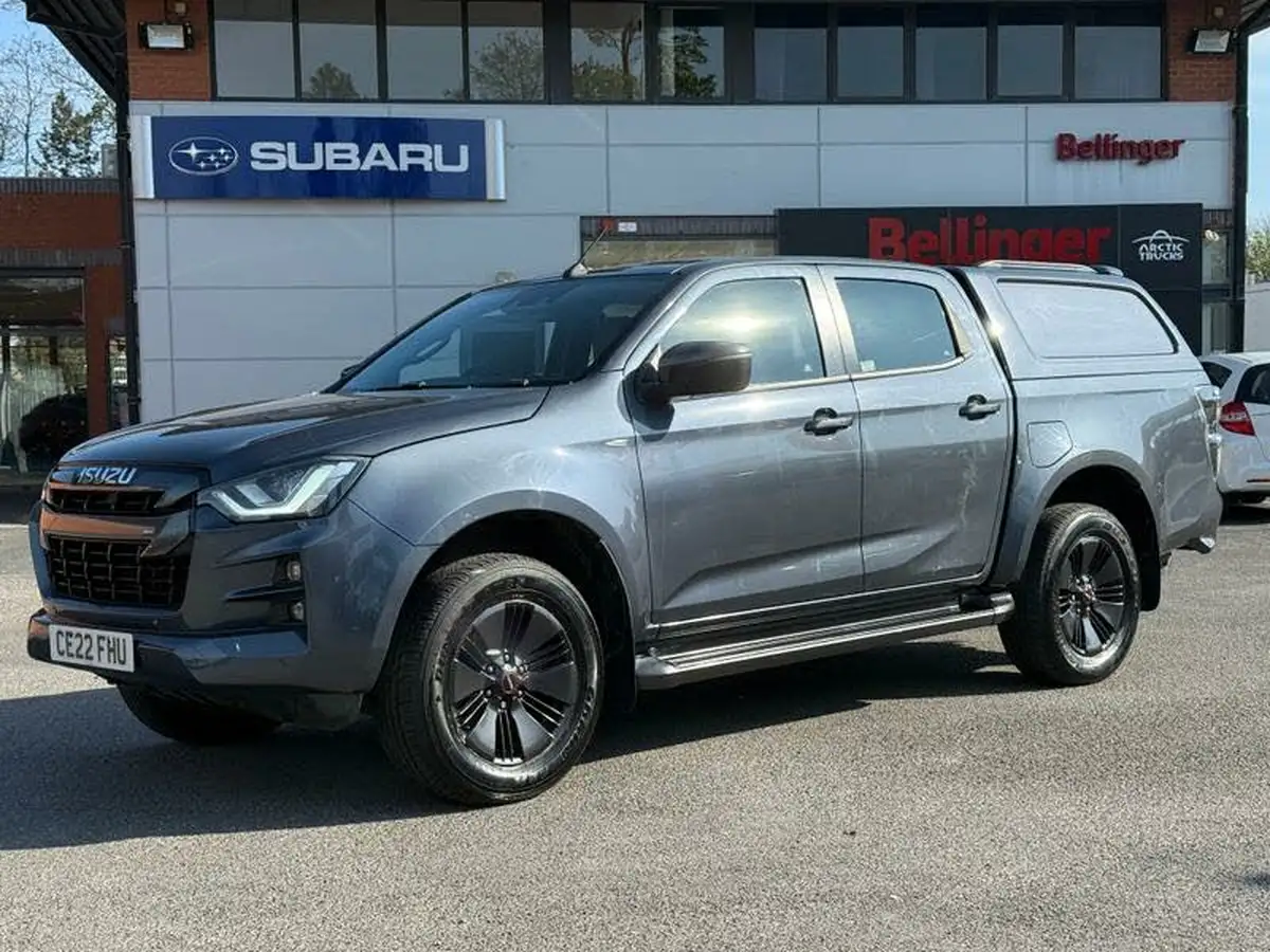 2022-isuzu-d-max-19td-v-cross-pickup-auto-big-3