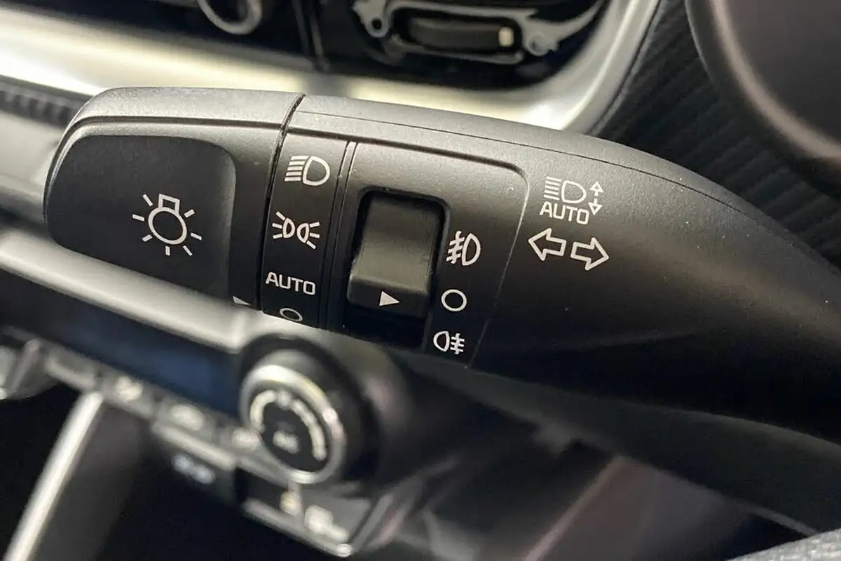 2023-kia-stonic-10-t-gdi-gt-line-118bhp-48v-dct-big-31
