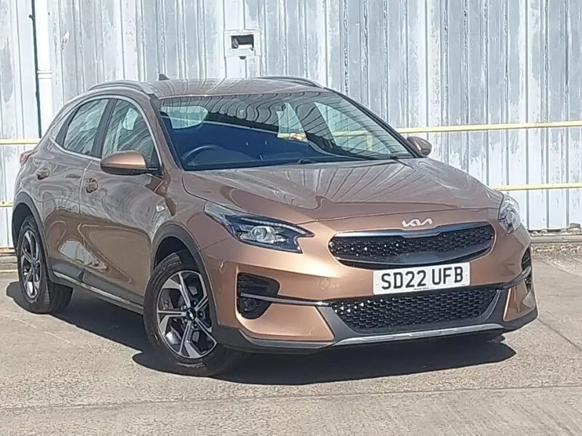 2022-kia-xceed-10-t-gdi-2-big-0